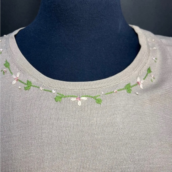 Cardigan Sweater Sleeveless Top Fitted August Silk Knits Vintage Embroidered - Picture 8 of 10